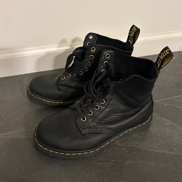 Dr Marten boots size 37 - Picture 1 of 5